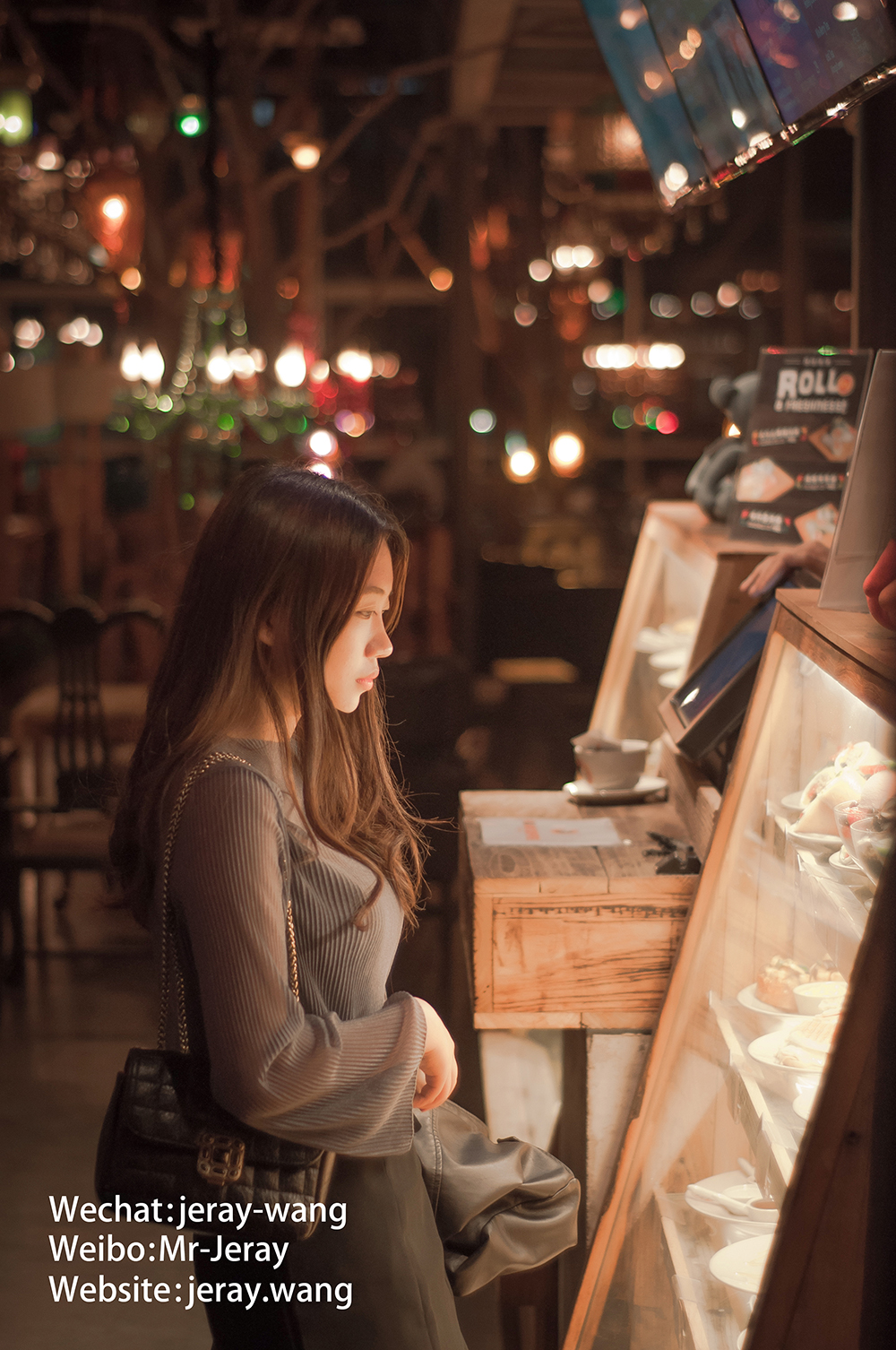 咖啡厅美女写真-苏州奈时儿童摄影-摄影师Jeray 咖啡厅美女写真-苏州奈时儿童摄影-摄影师Jeray