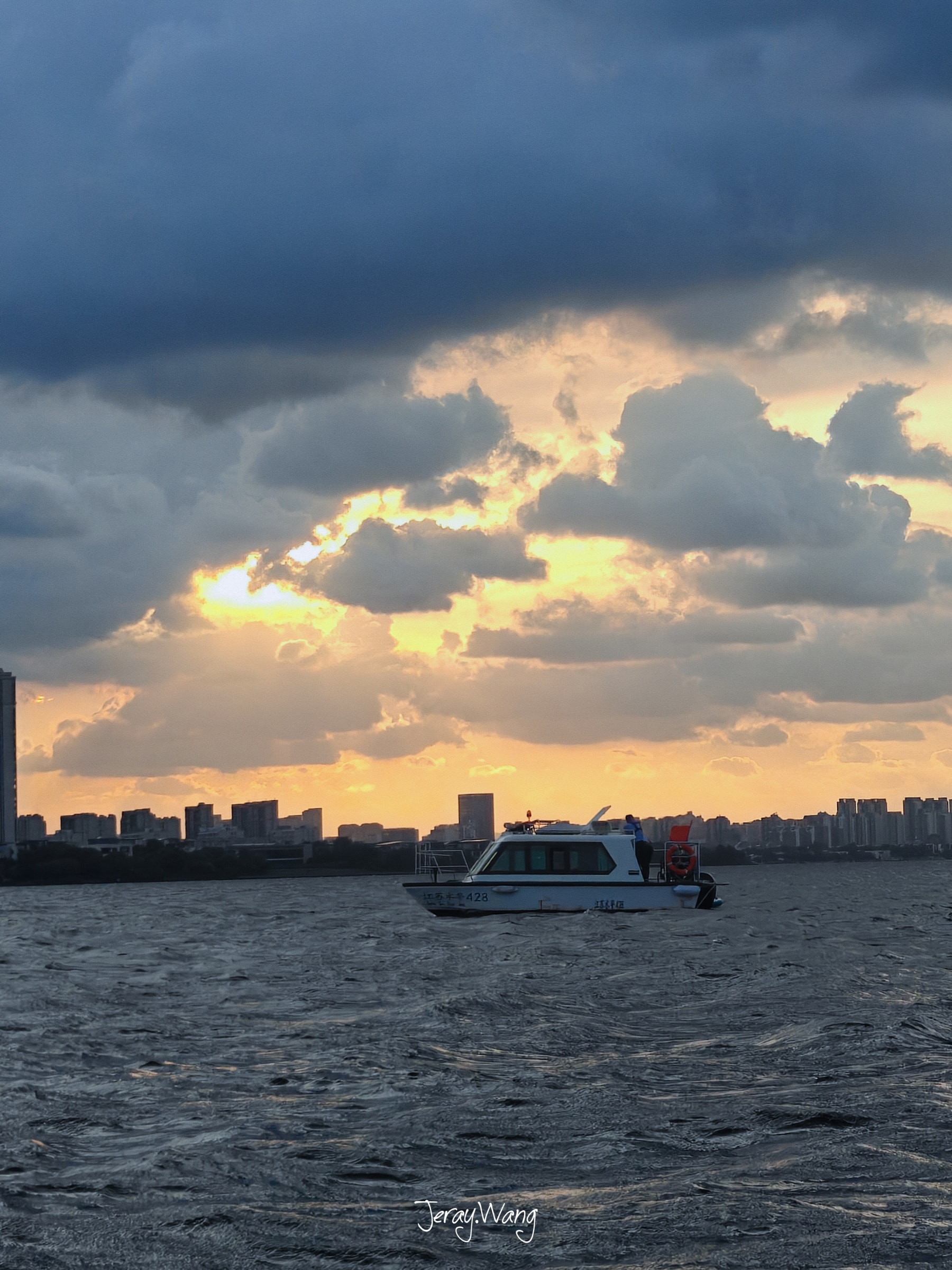 苏州独墅湖桨板游玩 苏州独墅湖桨板游玩